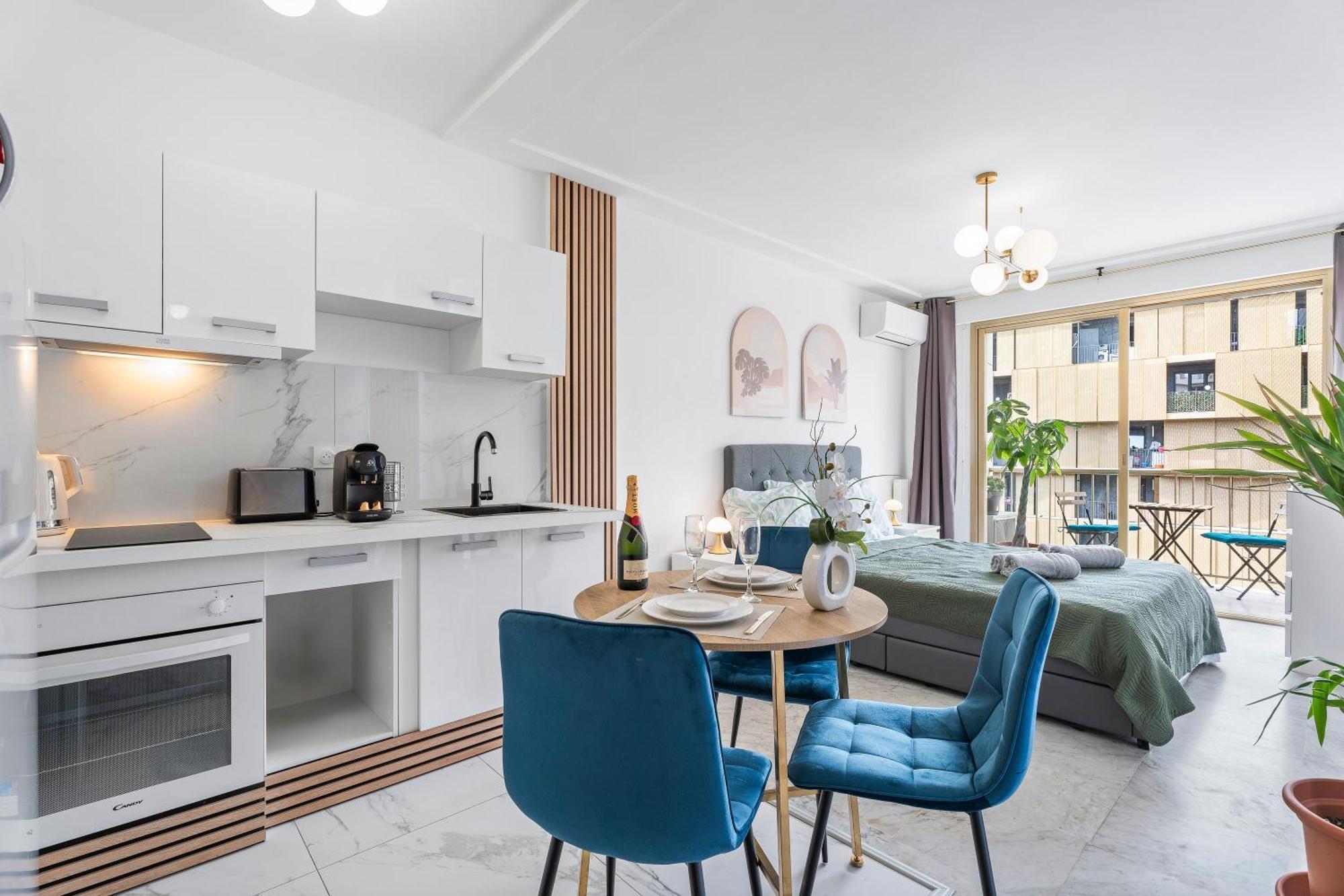 Elegant Studio Avec Terrasse Proche Mer Tramway Nizza Esterno foto