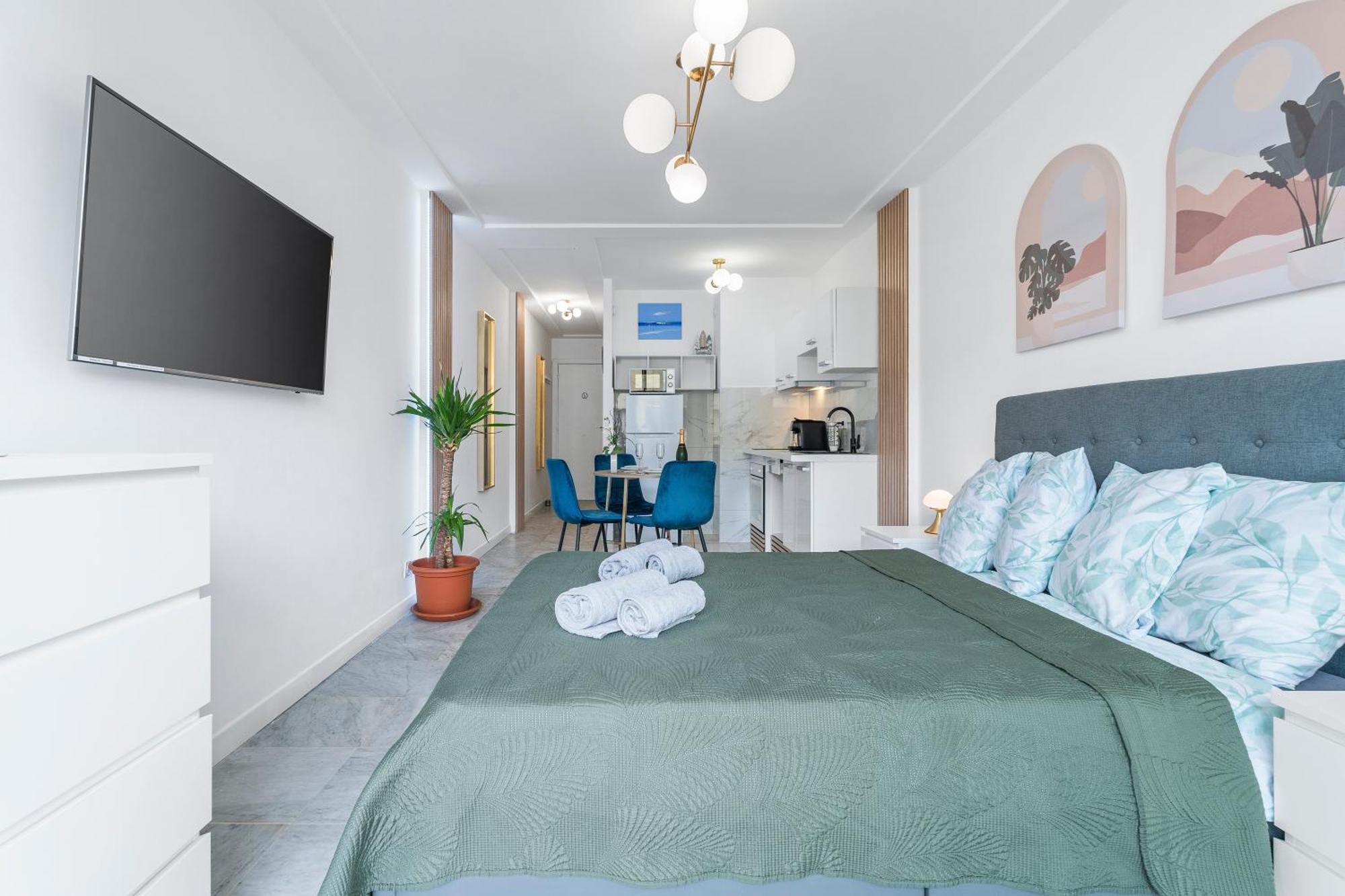 Elegant Studio Avec Terrasse Proche Mer Tramway Nizza Esterno foto